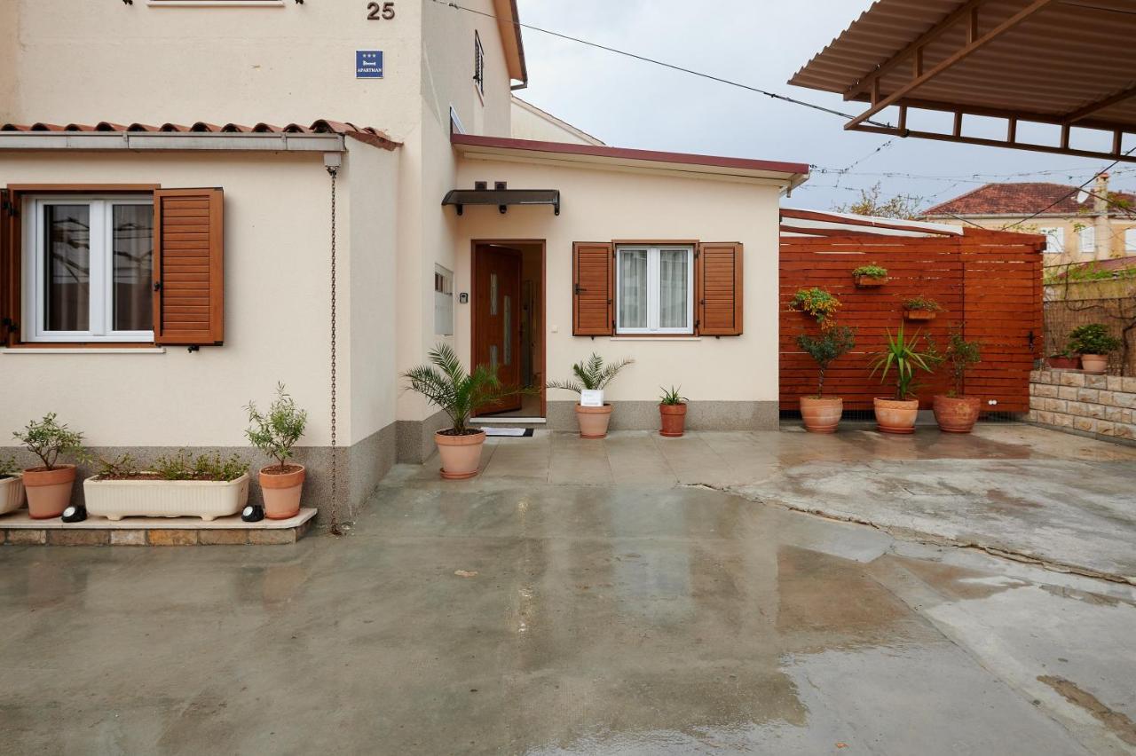 Apartment Boris Trogir Exterior photo